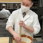 赤坂おぎ乃 - 胡麻の香りが充満