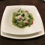 チェルバイア - プランツォＡ　1200円 の季節野菜入りジェノベーゼソースのリングイネ