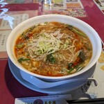 広東飯店　美香園 - 酸辣湯麺(2022.12)