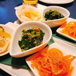 Sake To Meshi No Itarian Kobo - 