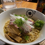 麺処 虵の目屋 - 地鶏脂×生場醤油 鶏油まぜそば 1100円