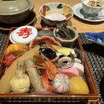 萬松閣 - 朝はおせち料理