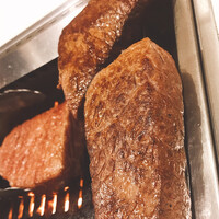東京食肉市場直送 肉焼屋 D-29 広尾店 - 