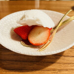 京天神 野口 - ☆イチゴと白ワインシャーベット