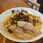 黒毛牛骨ラーメン 牛次郎 - 