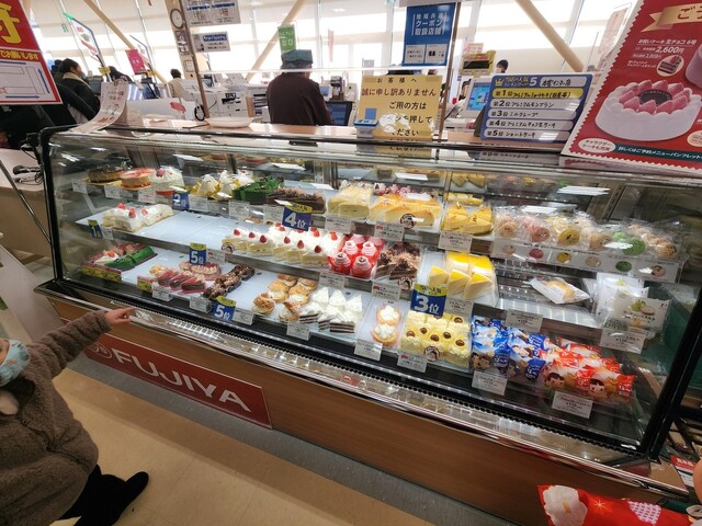 不二家 ヨークベニマル本宮インター店（FUJIYA） - 五百川（ケーキ）の写真