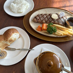 Roiyaru Hosuto - 英国風パン、アンガスサーロインステーキ、オニオングラタンスープ