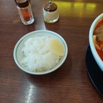 ラーメンさんぱち - 少ライス……