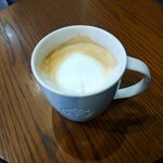 スターバックス・コーヒー - スターバックスラテは、エスプレッソにミルクをタップリと注いだラテです。