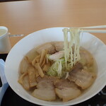 猪屋 - しおチャーシューメン（麺）