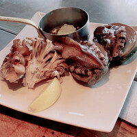 ニュー松坂 梅田32番街店 - 生きている新鮮鮑