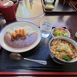 Daimiu Honjin - 「カツカレーセット(温蕎麦)」1210円