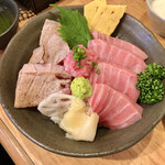 Maguro don bunta - 天然南マグロ大トロ丼