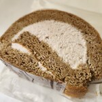 アパレイユ。 - 米粉とほうじ茶のあずきクリームです。