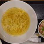 麺Lab 千賀商店 - 塩ラーメン、トッピングを載せる前