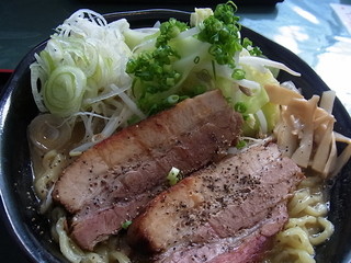 居食庵 えにしや - げんこつらうめん