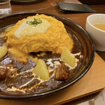 Tamago To Watashi - ・とろ～りチーズのビーフシチューオムライスドリア(税込1,180円)