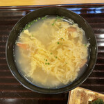 日本料理 いなだ - ふわふわ卵の蟹雑炊。おかわりできます。