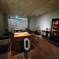 両忘 - テーブル席