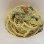 zoe's - スペシャリテ　鮎の燻製と枝豆のピュレのスパゲッティ