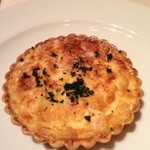 ヌガ - キッシュ１６８０円