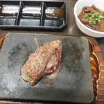 Yappari Suteki - やっぱりステーキ（ミスジステーキ）100g・どて煮