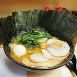 ラーメン 三亀 - 特三亀ラーメン