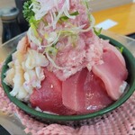みなと市場 小松鮪専門店 - ◆「海鮮山鉾丼」
