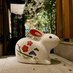 一心鮨 光洋 - 卯年の卯（うさぎ）は穏やかで温厚な性質であることから"家内安全"。それに新しいことに挑戦するのに最適な年らしい。木宮さんが年男らしい(^^)/