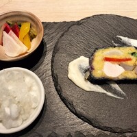 焼鳥 みかど - 野菜のピクルスと、鬼おろし