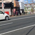 江ちゃんラーメン - 店出たら10人くらい待ちや〜＼⁠(⁠°⁠o⁠°⁠)⁠／