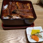 うなぎ料理 吉野屋 - 