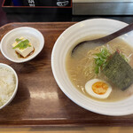 Menndokorosiroku - 鶏塩ラーメン定食