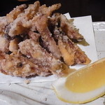 魚の家 - 鶏ナンコツ揚げは少々衣が多過ぎかな