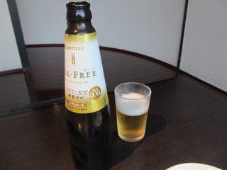 Sumibiyakiniku Seikouen - 車で来てたので乾杯はノンアルコールビールです。
                        