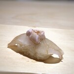 Sushi Kouji -  ◆カワハギ、肝のせ・・カワハギを握りで頂くのも久しぶり。肝も美味しい。^^