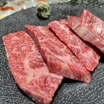 YAKINIKU BON'S - 