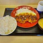 かつや - ロースカツ定食ご飯大盛り935円