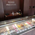 PIERRE PRECIEUSE - 