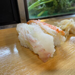 Katsura Sushi - 白身と海老