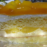 キャフェ・ド・パウゼ - マンゴーのショートケーキ