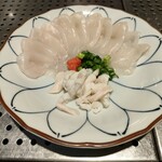 Tora fugu sashimi (one serving)