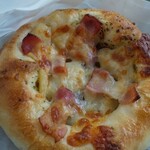 石窯ベーカリー ブロッドン - フォカッチャポテト 300円