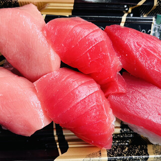 マグロの大海屋 - 料理写真:まぐろ食べ比べセット