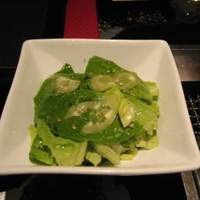 游玄亭 西麻布本館 - サラダです。ドレッシングが絶妙の美味さです。