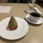 193400318 - ケーキコーヒーセット　¥1,950税込
                      （モンブラン、ブレンドコーヒー）