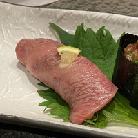 米沢牛黄木 銀座店 - 肩三角の炙り