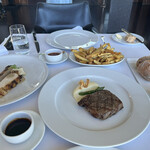 ニューヨーク・グリル - As of January 3, 2023
                                Lunch at New York Grill