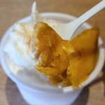 風籟堂 - 温かい焼き安納芋のペーストとバニラソフトクリームがマッチしています
単純なソフトクリームよりも全然良いと思うのですが広島感や宮島感はゼロ