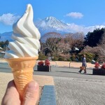 滝元屋 - バニラソフトクリーム　￥400